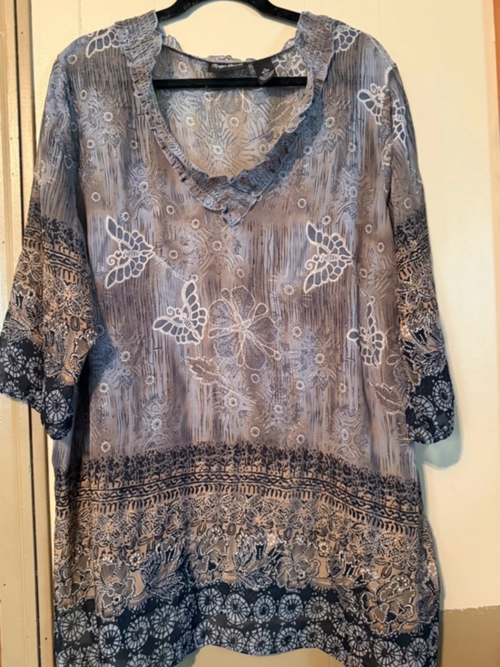 Maggie Barnes Blue Floral V-Neck Ruffle Tunic